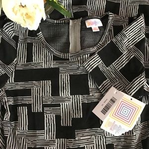 LULAROE - AMELIA - NWT - XS